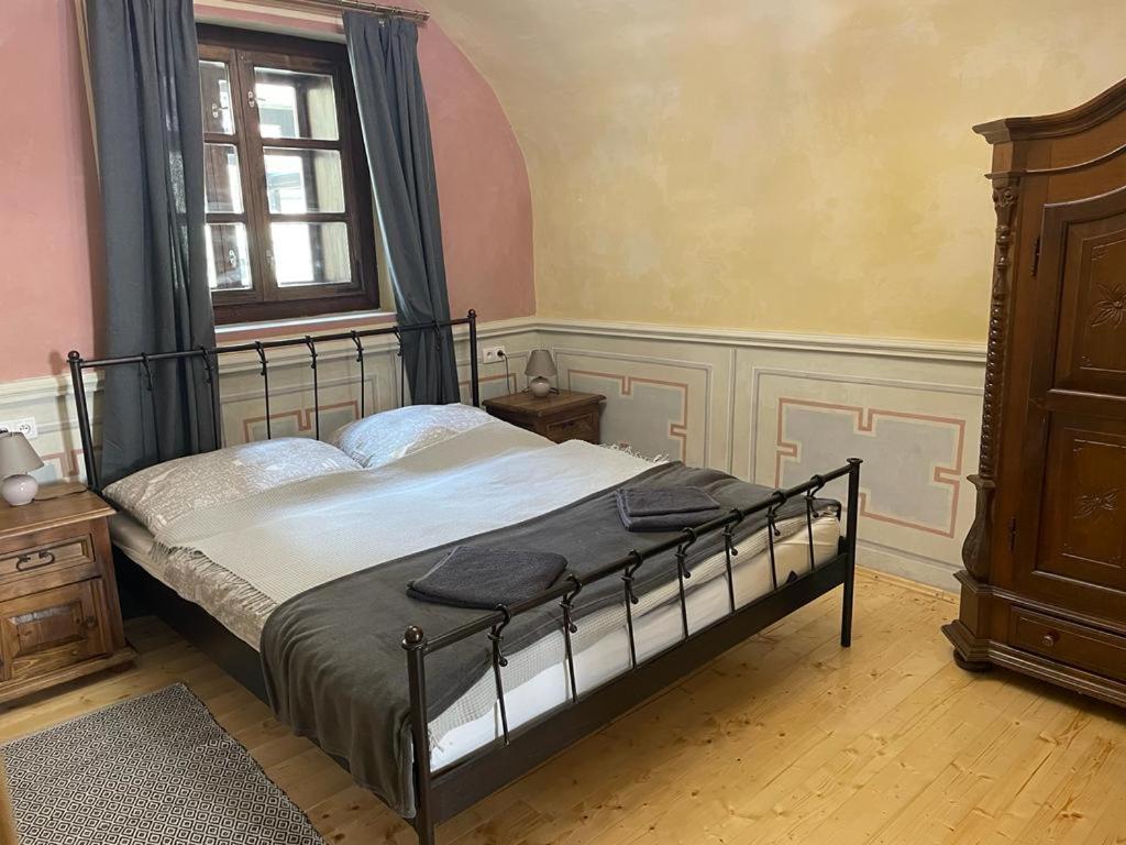 Apartman V Studni Na Streche Банська Штявниця Екстер'єр фото